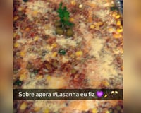 Lasanha ao Molho Vermelho e Branco