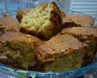 Bolo de banana e canela