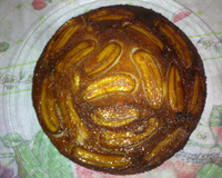 Bolo de banana caramelada