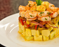 Salada de camarão com abacate