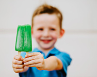 Incluir pirulitos de gelo ao currículo das escolas para alunos de 3 a 11 anos é a nova recomendação de cientistas: "É o melhor instrumento para um professor"