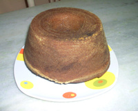 Bolo de chocolate e café