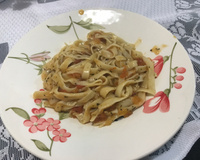 Macarrão com manjericão