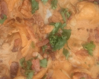 Coxa de frango ao requeijão e bacon