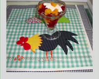 Gelatina de morangos silvestres com pêssegos