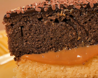 Bolo sem farinha recheado