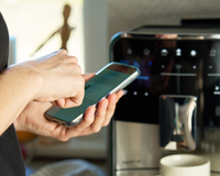 Você sabe como limpar e desinfetar o celular e o tablet? Aqui está o que você deve fazer com atenção