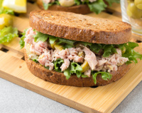 Fome na madrugada? Confira 13 receitas de lanches leves para quem fica acordado até tarde