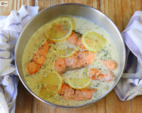 Salmão ao molho de limão, uma receita fácil e deliciosa na qual você só vai usar uma panela