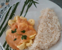 Capeletti de carne ao molho rosé com champingnon