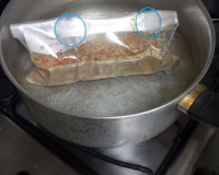 Omelete no saco plástico