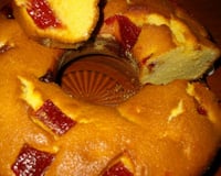 Bolo de fubá com goiabada