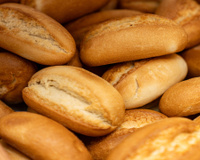 Aprenda a maneira correta de manter o pão fresco: ele não vai ressecar nem esfarelar