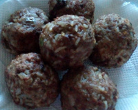 Bolinho de arroz com carne moída