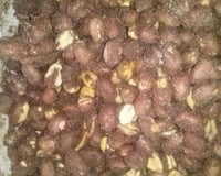 Amendoim doce de microondas (amêndoas de Páscoa)