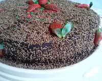 Bolo de chocolate com morango
