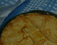 Empadão de frango cremoso