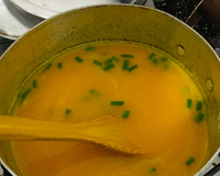 Sopa de mandioquinha com cenoura