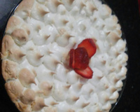 Chico balanceado com banana