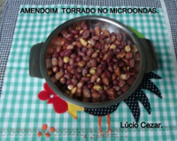 Amendoim torrado no micro-ondas