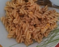 Macarrão com sardinha ou macarrão preguiçoso