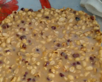 Pé de moleque de leite condensado