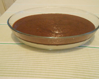 Doce gelado de coco com chocolate