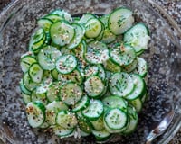 Sunomono Simples (salada de pepino japonês)