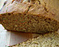 Pão integral de banana com nozes