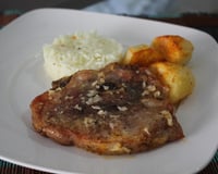 Bisteca com Alho e Batatas