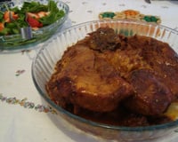 Pernil ao molho de cebola