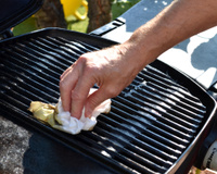 Como limpar grelha de churrasco: saiba mais no TudoGostoso