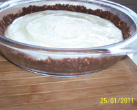 Torta de limão e chocolate meio amargo muito fácil (sem forno)