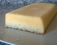 Bolo de coco cremoso