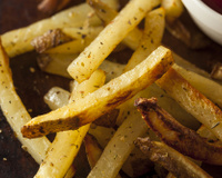 Como fazer batata sequinha e crocante: truque simples