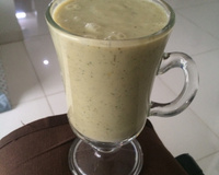 Vitamina de abacate do Faé