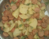 Salsicha com batatas