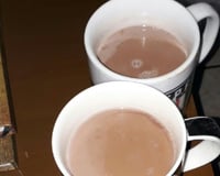 Chocolate quente cremoso e simples