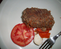 Bife a rolê com molho de ervilha