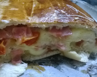 Pizza ou pão enrolado