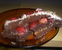 Bolo de chocolate com  morango