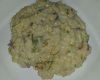 Risoto de brócolis, arroz comum e bacon