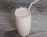 Milk-shake de banana e canela