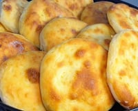 Com 1 kg de farinha, você pode tem pãezinhos deliciosos: são macios e perfeitos para o café ou lanche