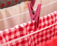 Adeus manchas de gordura no pano de prato: com esse truque você resolve o problema em 10 minutinhos