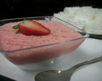 Maria-mole com creme de morango