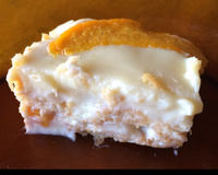 Torta de leite condensado com limão e pessêgos
