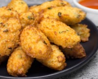 Reaproveitar o arroz nunca foi tão gostoso: prepare bolinhos sequinhos e crocantes na air fryer