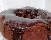 Bolo de biscoito recheado de chocolate