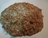 Risoto de linguiça com cerveja preta